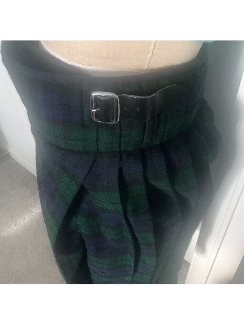 TRADITIONAL Scottish Kilt - Picture 5 of 8